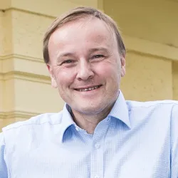 A/Prof. Chris Lidman